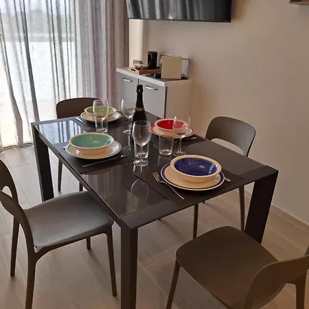 Nuovissimo Vista Mare - Seaview Terrace 3 *