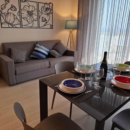 Nuovissimo Vista Mare - Seaview Terrace 3 Apartament *