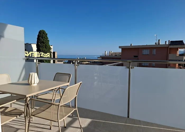 Nuovissimo Vista Mare - Seaview Terrace 3 *
